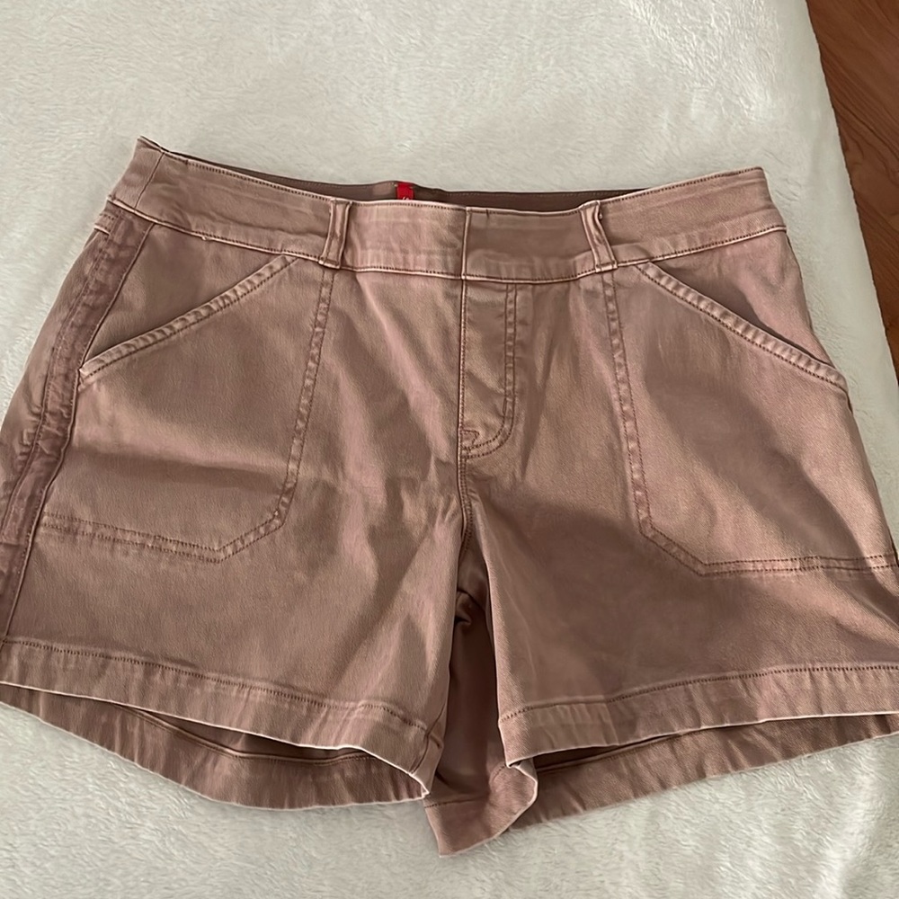 Spanx Stretch Twill 4" short